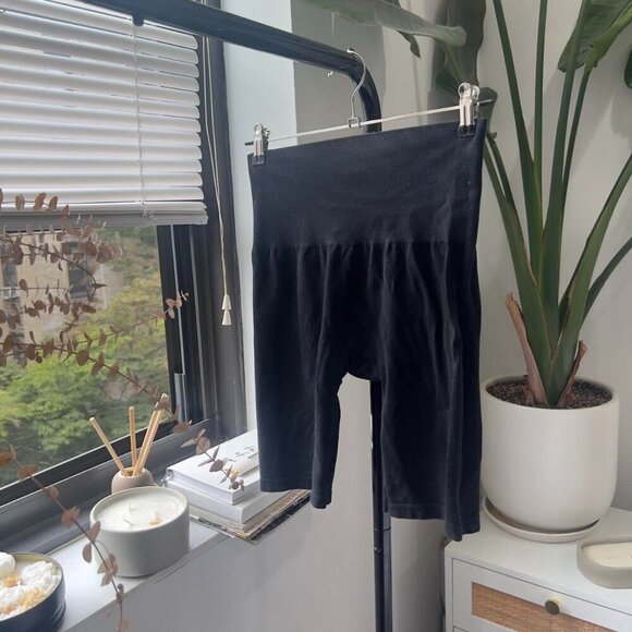 unbranded Pants - Small Black Biker Shorts
